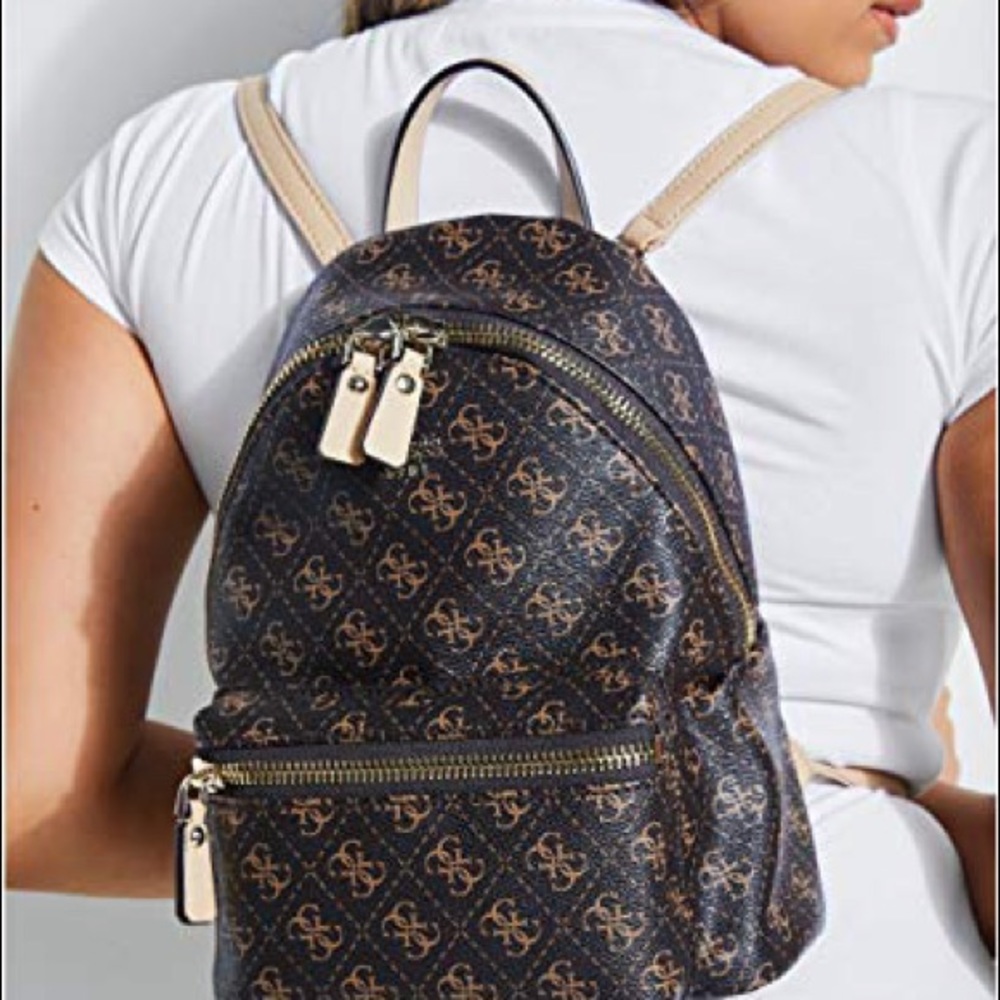 Guess Leeza Small Backpack